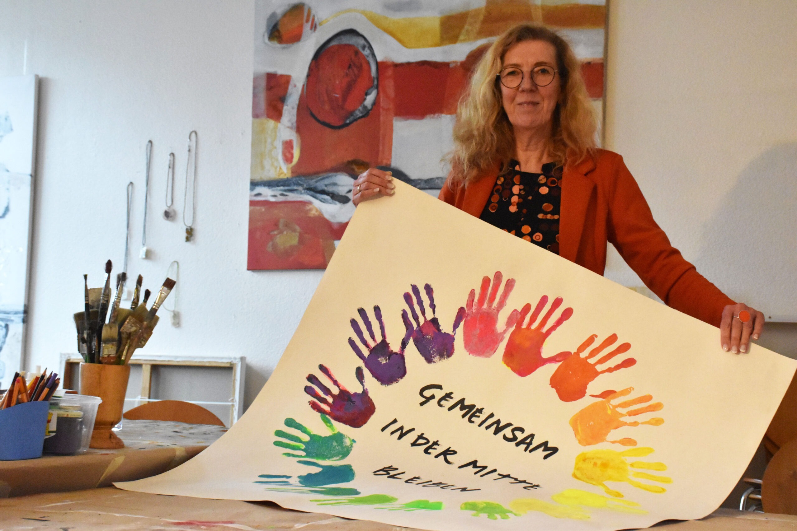 Du betrachtest gerade Mit Pinsel und Farbe gegen den Rechtsruck in Deutschland